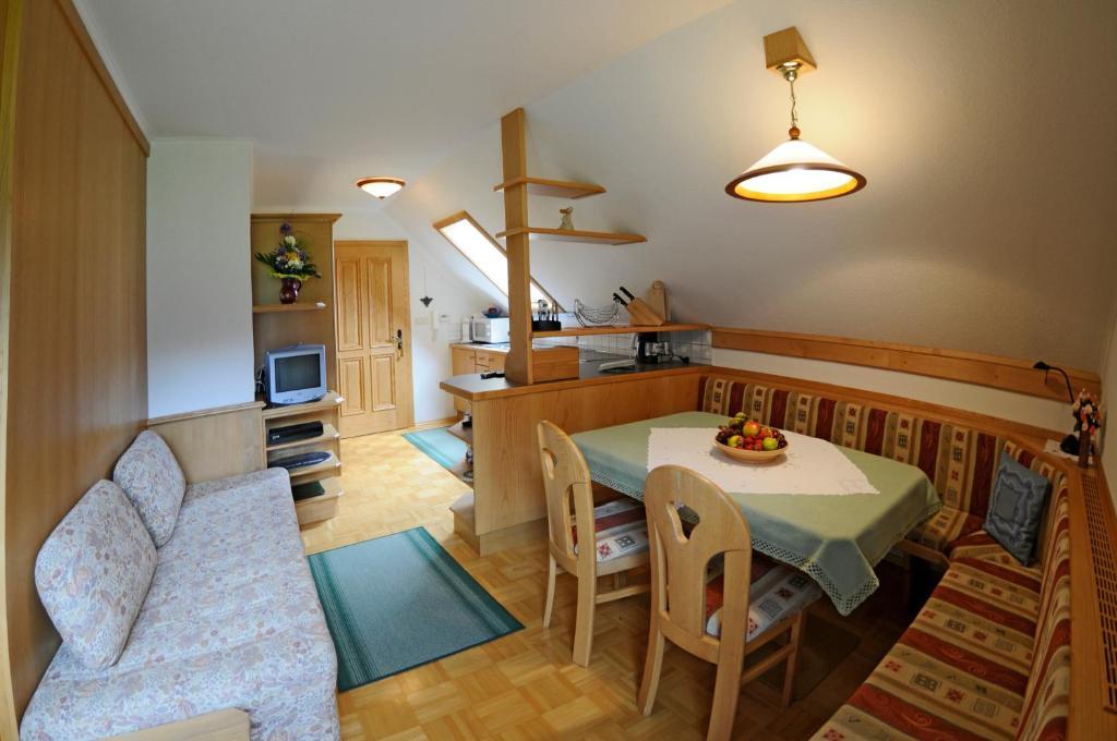 Gasthof Zur Gams ドナースバッハヴァルト 部屋 写真